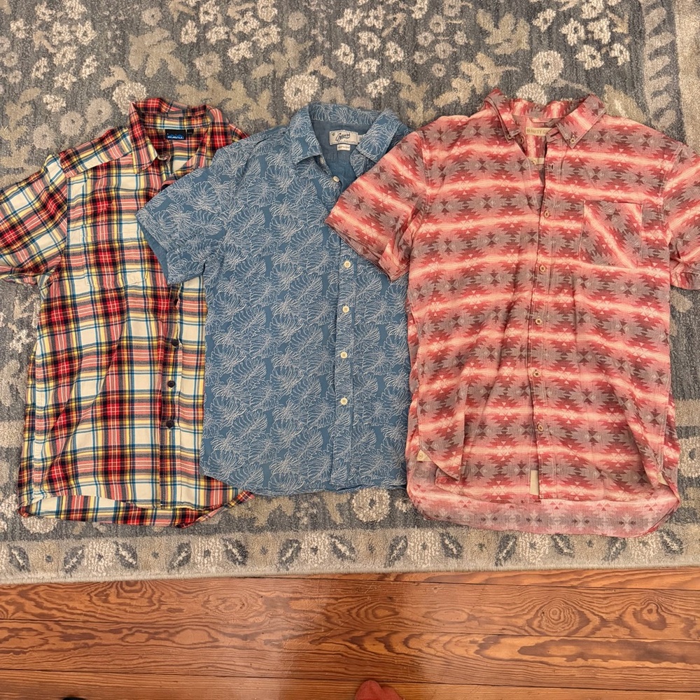 Men’s short sleeve button down bundle